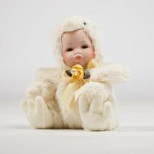 Кукла Estro Цыпленок белый С21-128215B